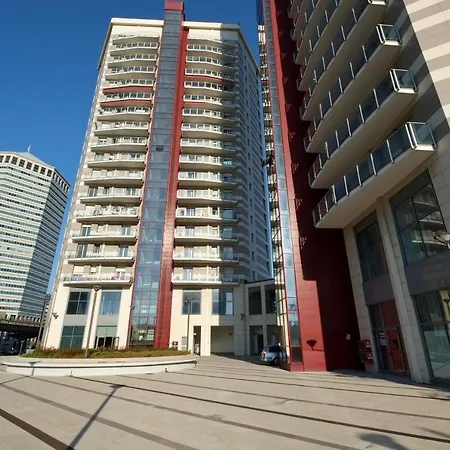 Lägenhet Grande Monolocale Con Parcheggio Interrato Incluso